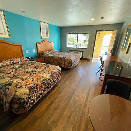 Travelers Inn Castro Valley Bagian luar foto