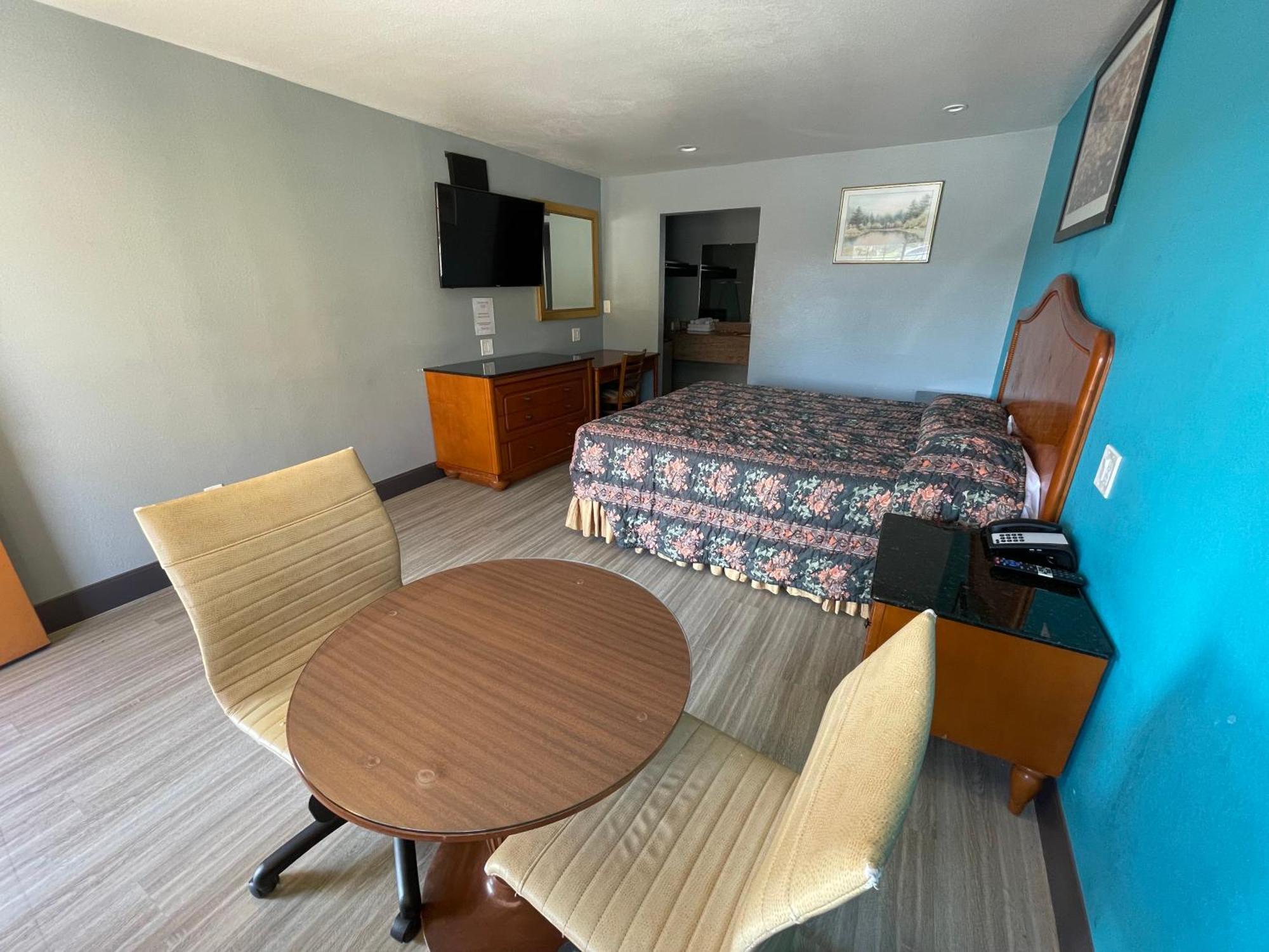 Travelers Inn Castro Valley Bagian luar foto