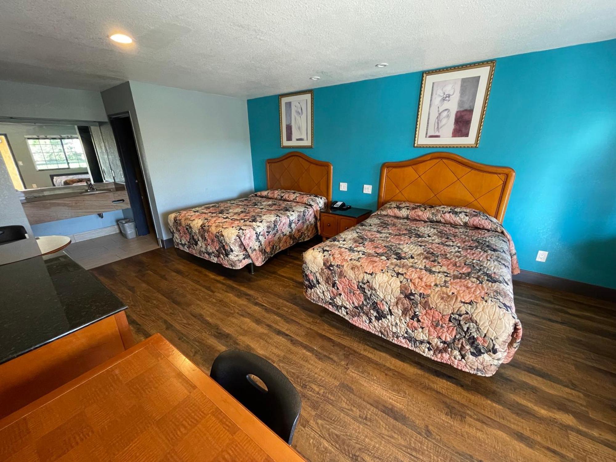 Travelers Inn Castro Valley Bagian luar foto